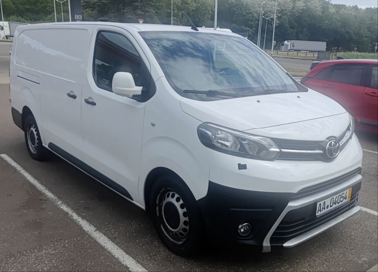 Toyota Proace branco